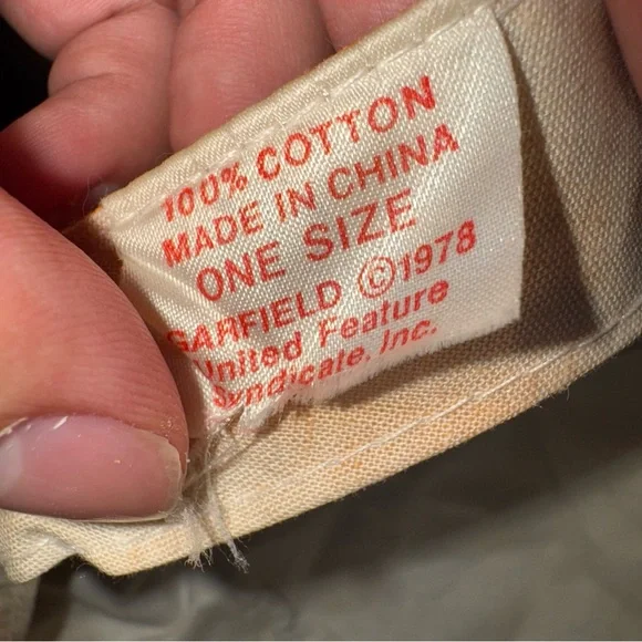 Official Garfield Hat Truckers Cap Bucket Hat All Over Comic Art Cartoon 1978 OS - Picture 6 of 8